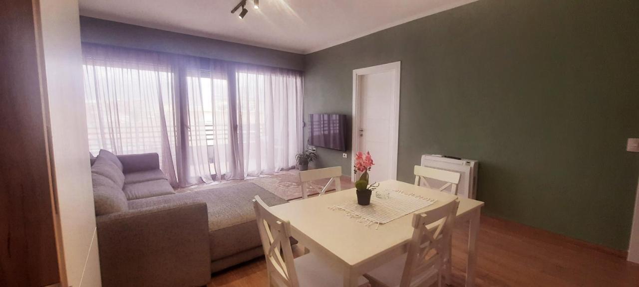Flower Apartment Tirana Zewnętrze zdjęcie